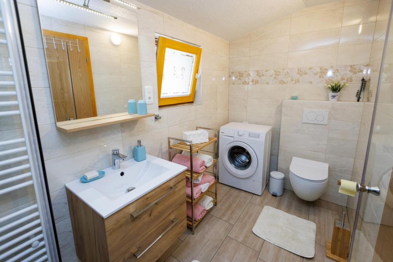 Pocitniska Hisa Eros Villa Бохин Екстериор снимка